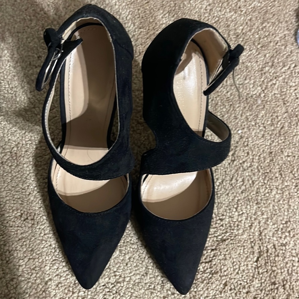 Black suede heels